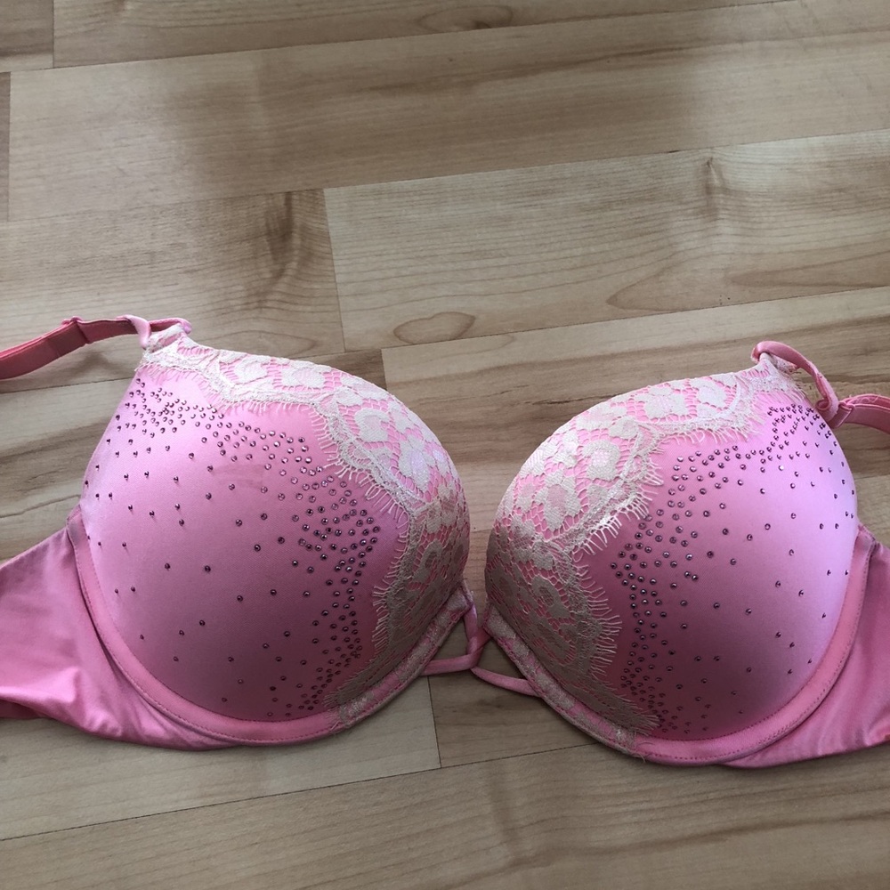 VS bombshell plunge push up bra